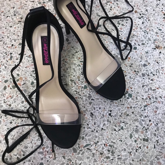 SEXY BLACK HIGH HEELS - Picture 1 of 3